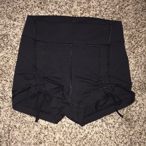 High rise yoga shorts